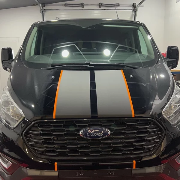 Photo-rskin-covering-ford-transit-6