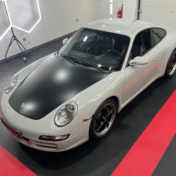 Photo-rskin-covering-porsche-997-1