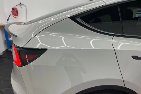 Photo-rskin-covering-tesla-model-y-13