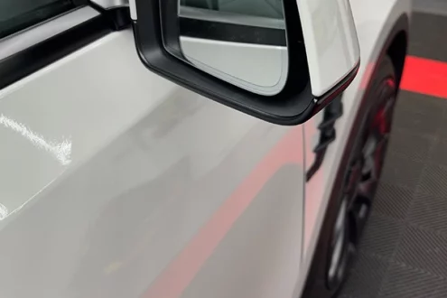 Photo-rskin-covering-tesla-model-y-17