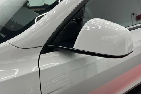 Photo-rskin-covering-tesla-model-y-4