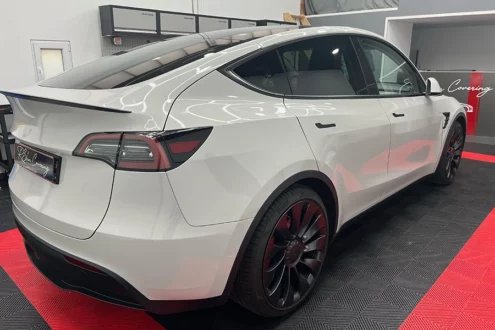 Photo-rskin-covering-tesla-model-y-7